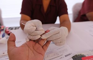 La Prueba Rápida de VIH: Una Herramienta Vital para Salvar Vidas