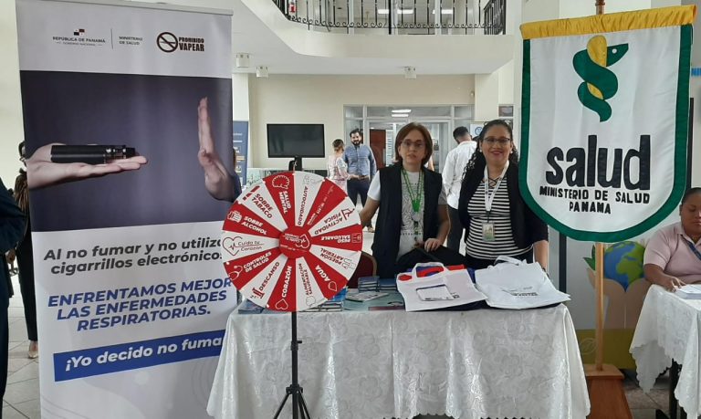 Participación de la Dirección de Promoción de la Salud en la Universidad Latina