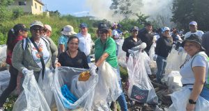 MINSA participa en Jornada de Limpieza de Playas