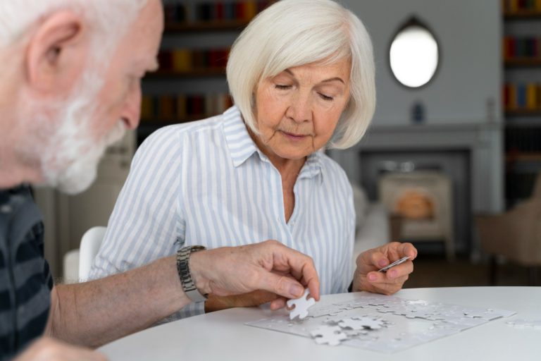 De la ciencia a la empatía: Una perspectiva humanista del Alzheimer