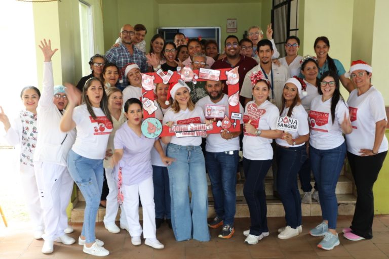 Campaña de Donación de Sangre: «Esta Navidad, regala vida: dona sangre, salva corazones»
