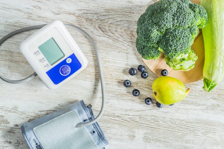 Autocuidado y prevención: claves para mantener la hipertensión bajo control