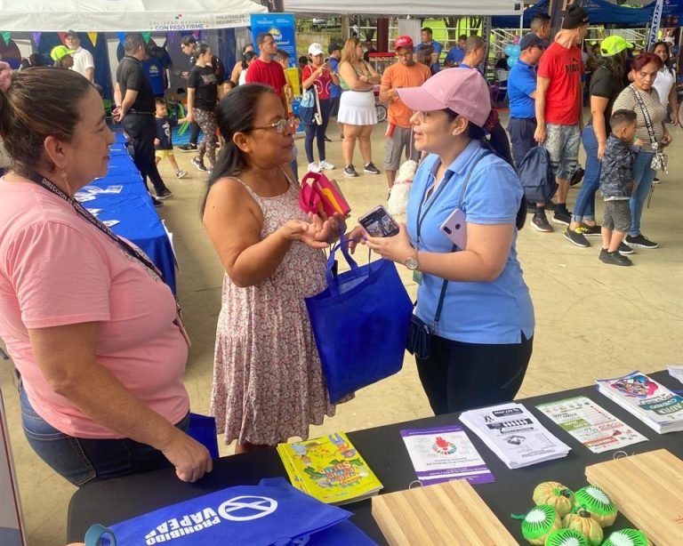 MINSA promueve valores y bienestar en la Gran Feria Familiar del MIDES